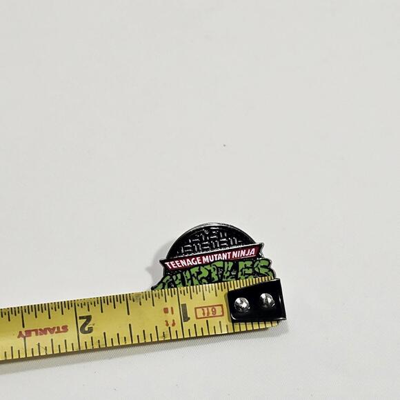 2016 Teenage Mutant Ninja Turtles TMNT Loot Crate Badge Enamel Lapel Hat Pin - Picture 2 of 4